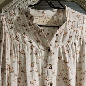 Jen's Pirate Booty Cream Floral Top